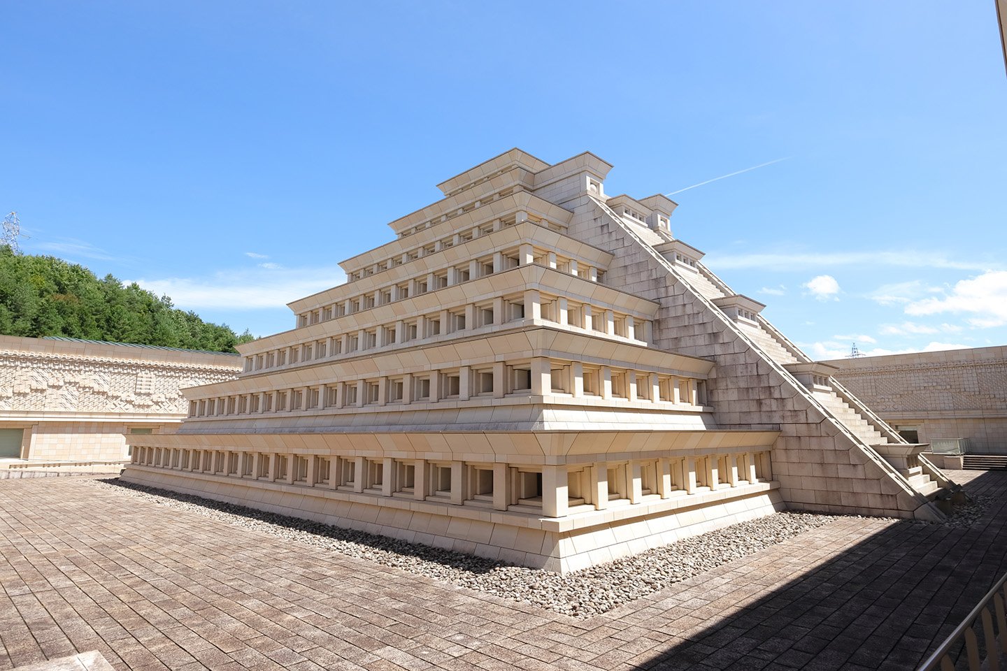 🏛️ 빛 박물관(히카루 뮤지엄) 이미지 8